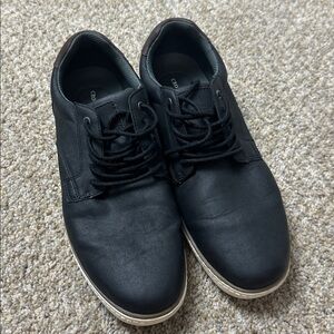 Black Crown Vintage Lace-Up Shoes